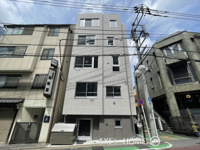 COMPOSITE新宿三丁目 (コンポジット新宿三丁目)