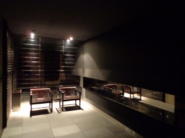 エントランスホール