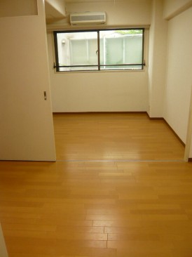 メイツ新宿なつめ坂