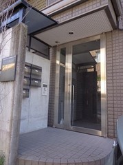 コリナス神宮前