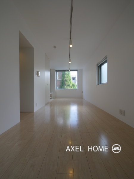 Moderia Brut表参道（モデリアブリュット表参道）