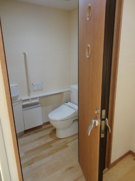 フロレスタ・アヤメ