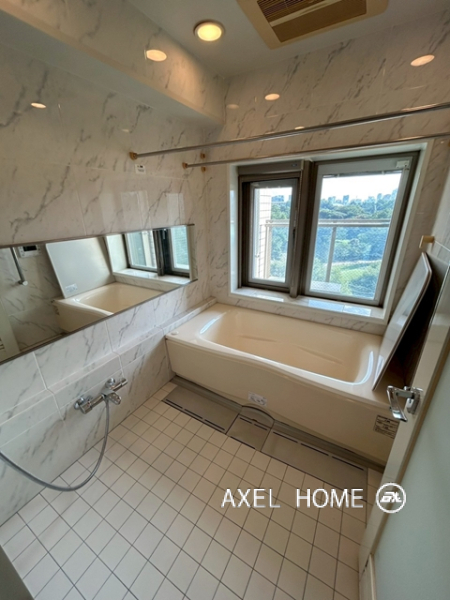 ヒルズ新宿御苑