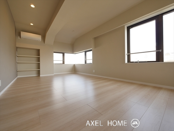 小田急千駄ヶ谷２２番館