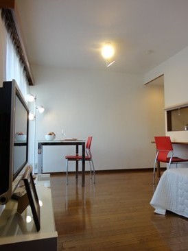 マヤ信濃町五番館