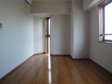 グリーンヒルズ河田町