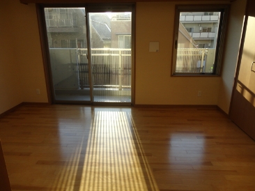 フロレスタ・アヤメ