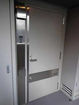 玄関ドア