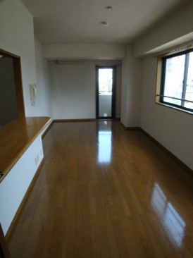 モアクレスト河田町