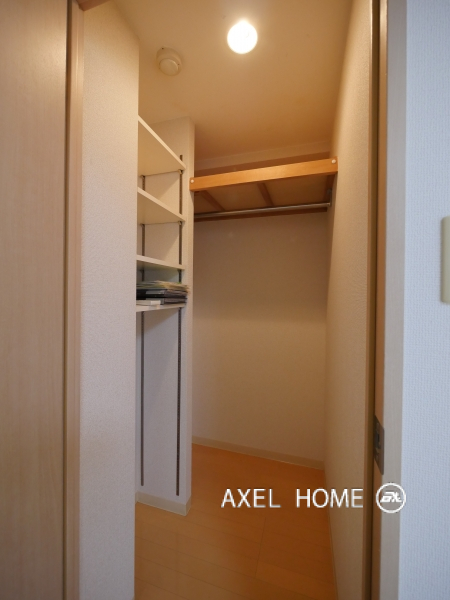 リリヤド　カガヤ　ビング