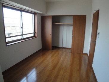 グリーンヒルズ河田町