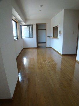 モアクレスト河田町