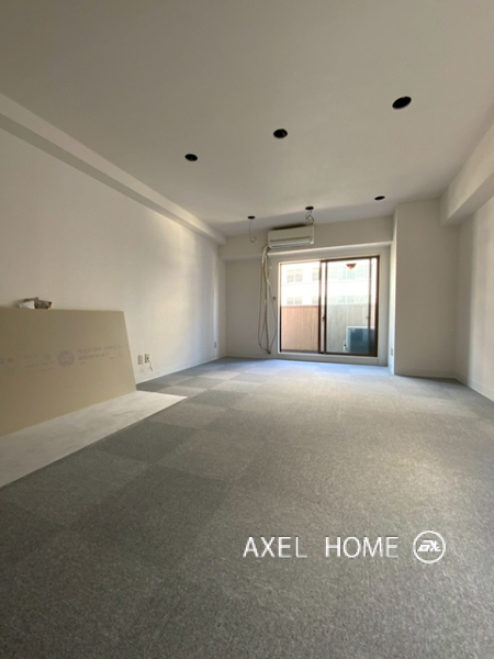 サニープラザ新宿御苑