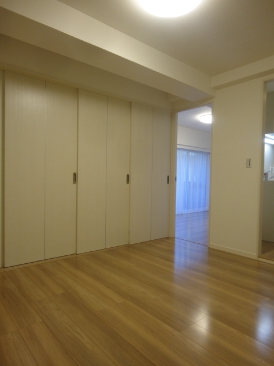 エバーグリーンパレス新宿