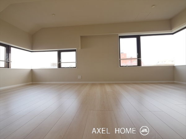 小田急千駄ヶ谷２２番館