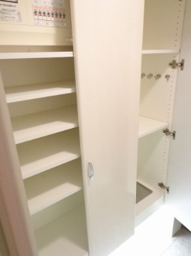 シューズボックス