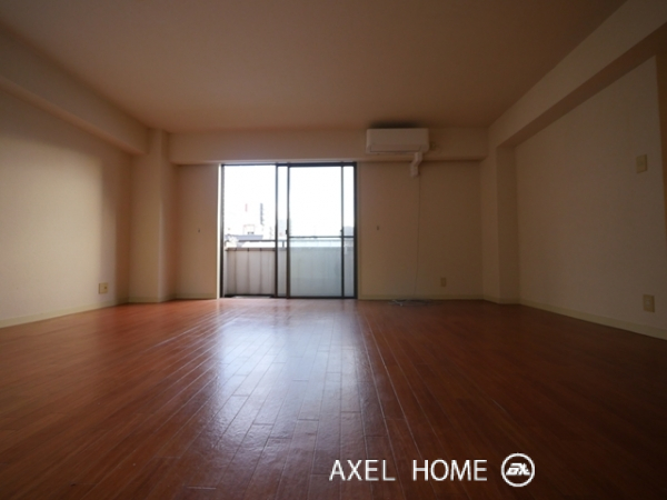 メゾン里仁　リビング