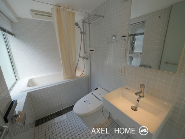 Moderia Brut表参道（モデリアブリュット表参道）