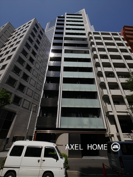 アジールコート新宿の外観正面