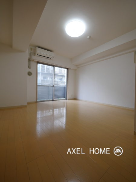 リヤド　カガヤ