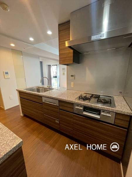 ウェリス四ツ谷　