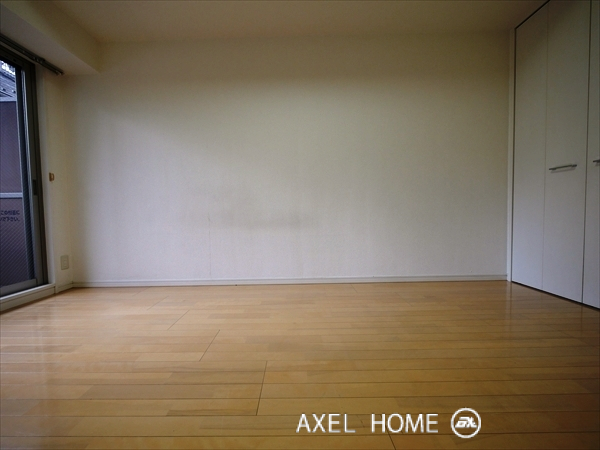 プレサンス新宿御苑前アルティメット　