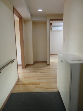 フロレスタ・アヤメ