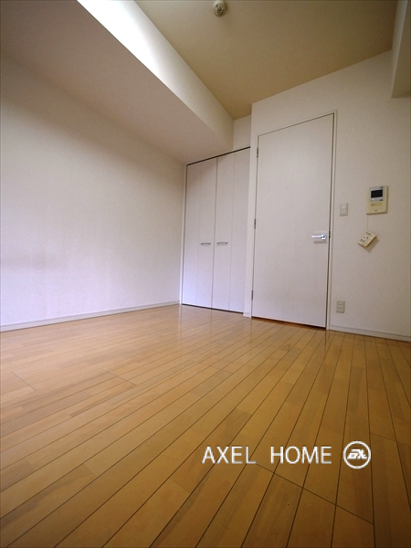 プレサンス新宿御苑前アルティメット　