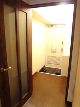 マンション四谷 玄関