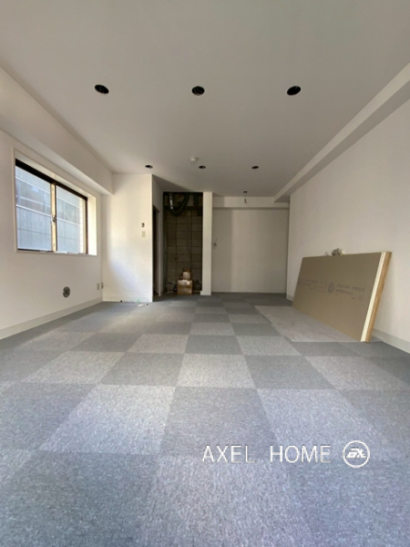 サニープラザ新宿御苑