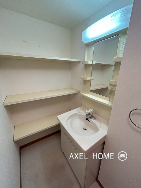 秀和松濤レジデンス　