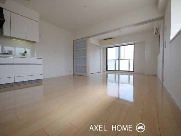 メゾンカルム西新宿