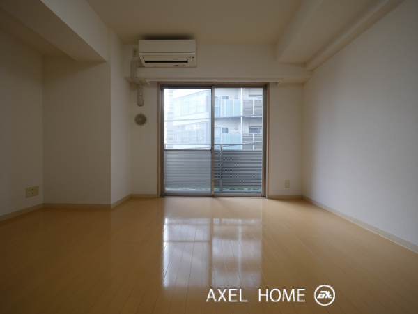 リヤド　カガヤ