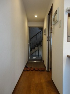 マヤ信濃町五番館