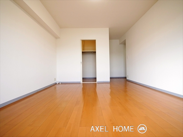 カルパティア市ヶ谷