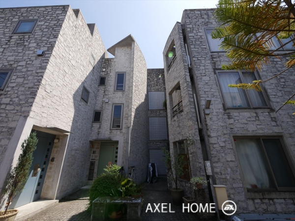 Casa Bella　(カーサベーラ)