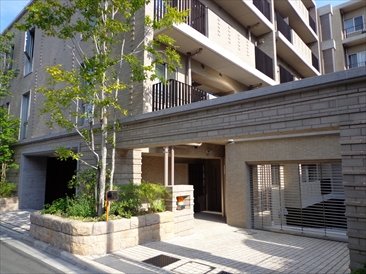 プラウド市ヶ谷南町