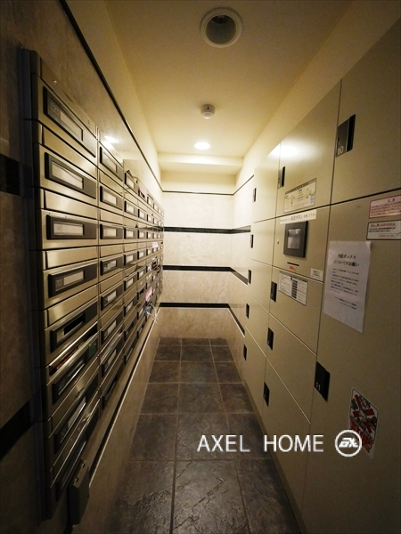 プレサンス新宿御苑前アルティメット　