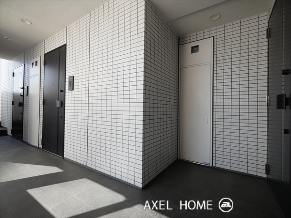 アジールコート新宿の共用廊下