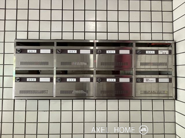 エレベーター前