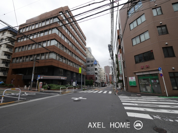 新宿マルネビル