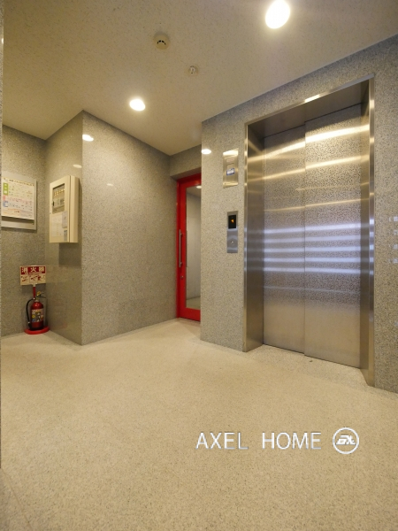 リヤド　カガヤ