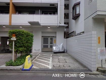 ガーラプレイス新宿御苑　駐車場