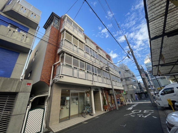 ウエスト青山