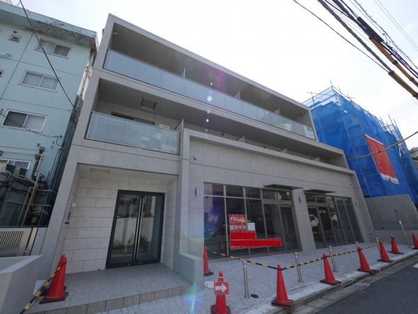 ＣＡＮＡＨＥ ＦＬＡＴＳ（カナヘフラッツ）