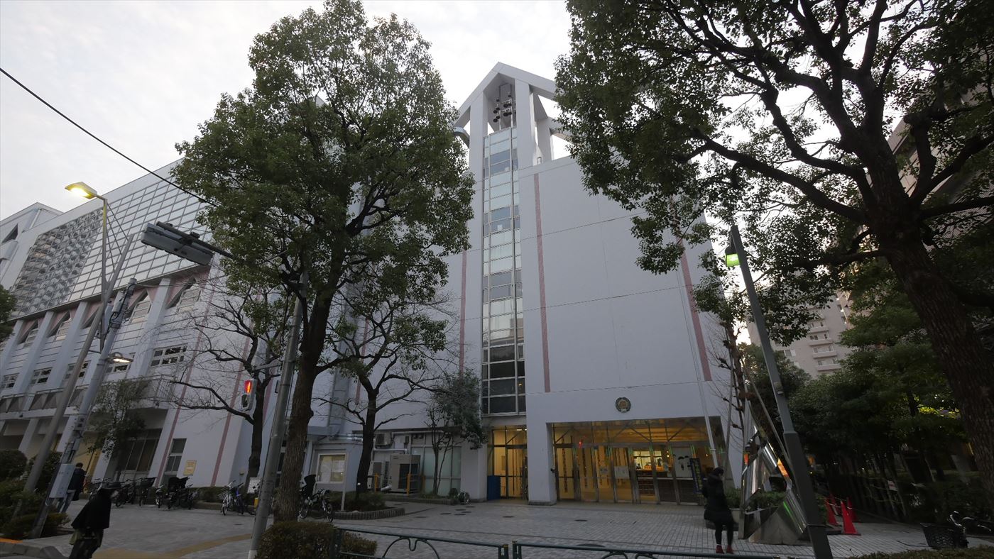 佃島小学校周辺の街並み