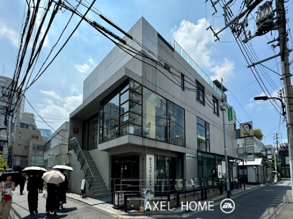 R's aoyama (アールズ青山)