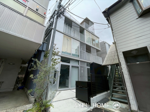 SENDAGAYA TERRACE（千駄ヶ谷テラス）