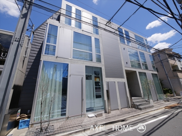 エスセナーリオ表参道( ESCENARIO OMOTESANDO)