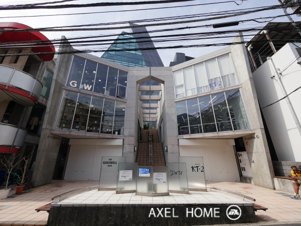 J₋Cube（店舗）